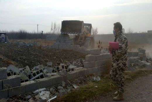 آزاد سازی ۱۹ سازه غیرمجاز در اراضی کشاورزی ارومیه