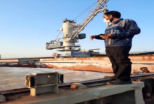 نظارت دامپزشکی خوزستان بر اولین محموله وارداتی نهاده دام و طیور در قرن جدید