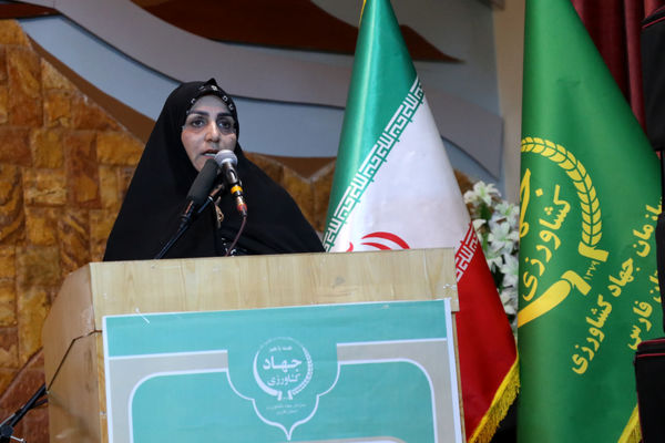 به کارگیری مدیران بومی با ایدههای نو در جهاد کشاورزی