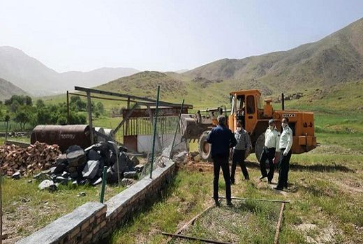 قلع و قمع46 مورد ساخت وساز غیر مجاز در اراضی زراعی و باغ های استان مرکزی