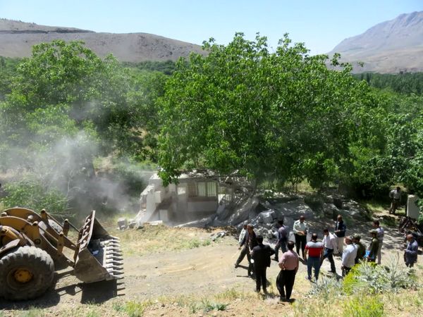 تخریب ۴۴ مورد از ساخت و ساز‌های غیرمجاز در اراضی کشاورزی 