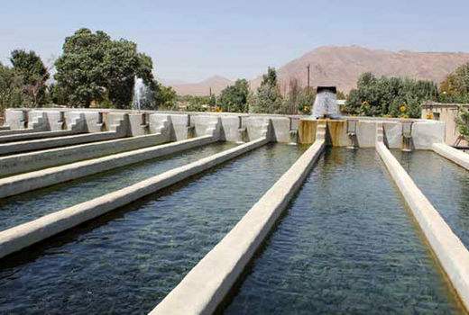 ۳۵۰ مزرعه پرورش ماهی در استان وجود دارد که سالیانه ۲۸۵۰ تا ۳۰۰۰ تن آبزیان تولید می‌کنند