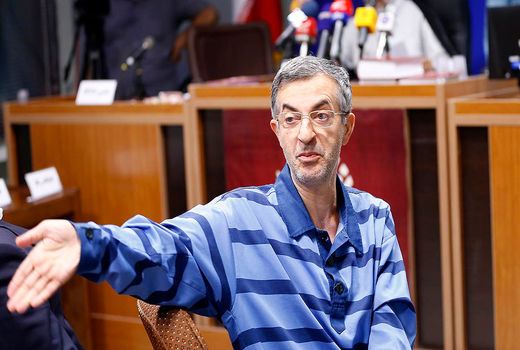 مشایی به ۶ سال و نیم حبس محکوم شد