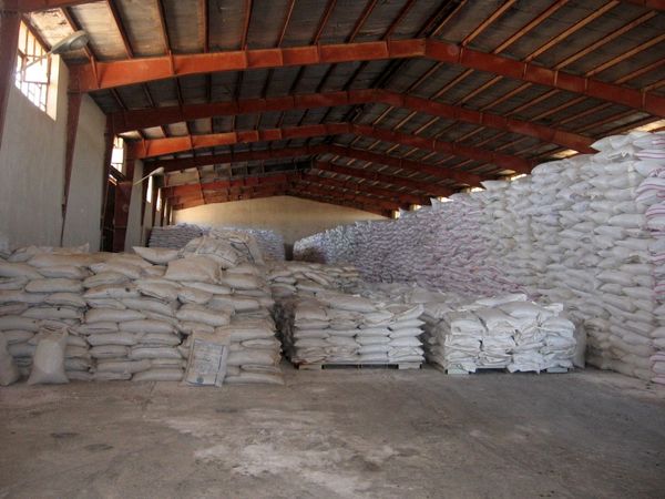 بیش از ۶ هزار تن کود شیمیایی در سرابله توزیع شد