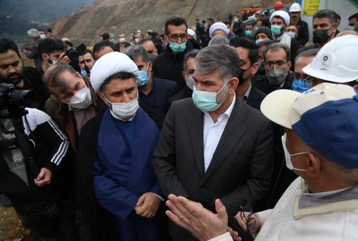 بازدید وزیر جهاد کشاورزی از طرح های کشاورزی در استان گیلان