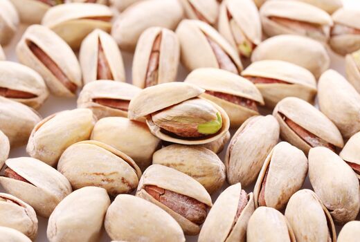 صادرات 20 تن پسته از سروستان به روسیه