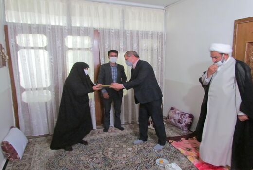 دیدارمسئولین سازمان جهاد کشاورزی خراسان شمالی با خانواده معظم شهدا به مناسبت گرامیداشت هفته جهاد کشاورزی 