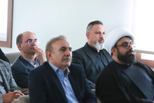  بازدید وزیر جهاد کشاورزی از نخستین مرکز تخصصی تولید و انتقال جنین از گاوهای نژاد ممتاز کشور 