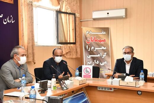 راه حل مشکلاتی همچون توزیع مرغ بالا بردن سرمایه اعتماد بین مردم و دولتمردان است