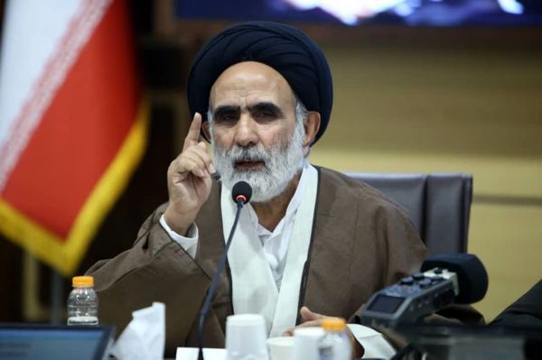 دشمن با فعال کردن مکانیزم ماشه به‌دنبال بر هم زدن آرامش مردم است