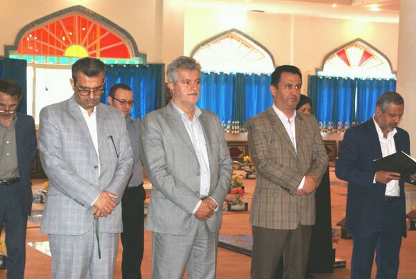گلباران مزار شهدای شهرستان لاهیجان در دومین روز از هفته جهاد کشاورزی
