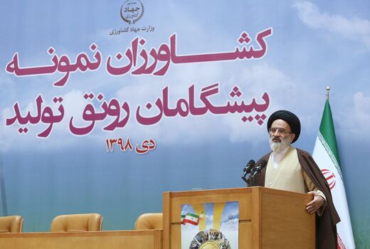 نهضت علمی در حوزه کشاورزی باید ایجاد شود