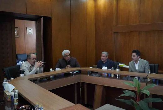 حدود  ۳۵ درصد واکسن‌های طیور کشور توسط مؤسسه رازی  تولید می‌شود