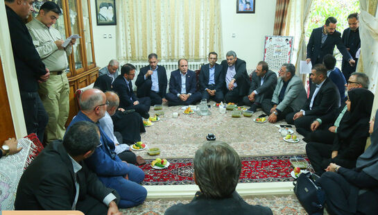  دیدار صمیمی دکتر نوری وزیر جهاد کشاورزی با اهالی روستای امامه 