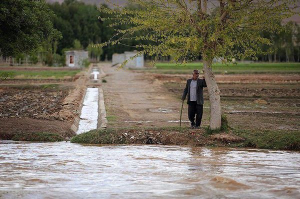 تامین آب بخش کشاورزی حوزه زاینده‌رود برای کشت غرب اصفهان