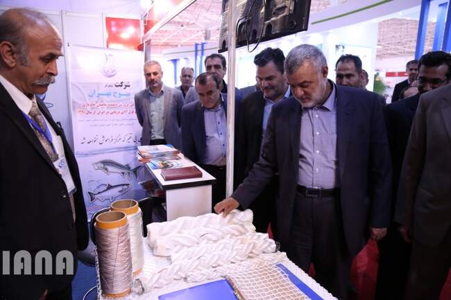 بازدید وزیر جهاد کشاورزی از چهارمین نمایشگاه بین المللی شیلات، آبزیان و غذاهای دریایی
