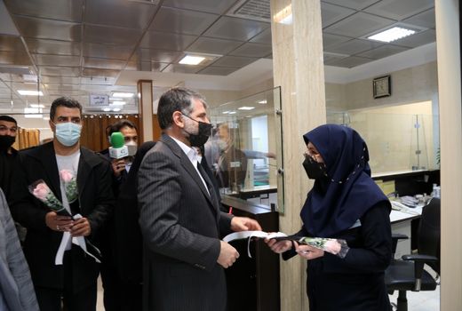 وزیر جهاد کشاورزی از پرستاران مرکز پزشکی شهید شوریده تجلیل کرد