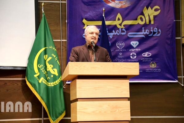 وزارت بهداشت نیازمند کمک دامپزشکی در مدیریت زنجیره غذا