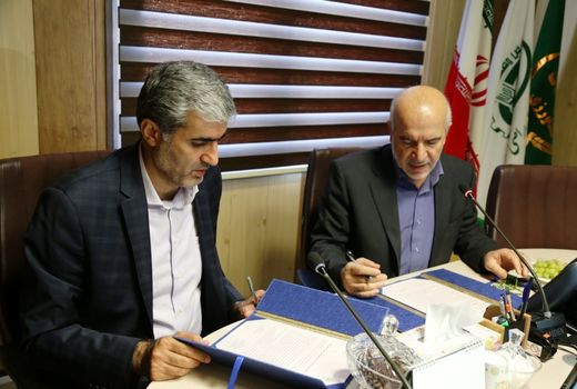 تفاهم‌نامه همکاری سازمان امور اراضی کشور و صندوق کارآفرینی امید امضا شد