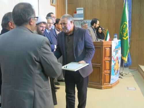 تجهیز ۵۷ هزار هکتار از اراضی استان مرکزی به سیستم آبیاری تحت فشار / وصول 27 درصد بودجه در سال جاری