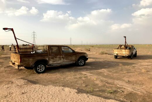 مبارزه باملخ صحرایی در130 هکتارازمراتع جنوب سیستان وبلوچستان انجام شد