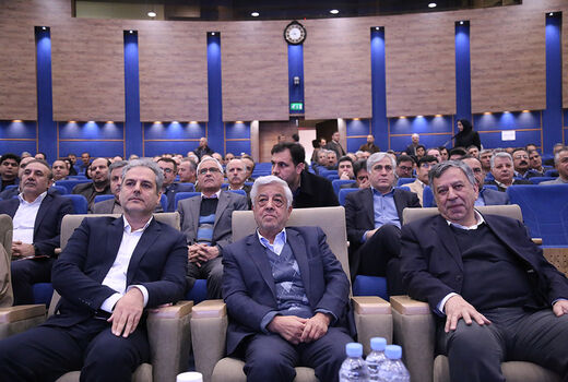 مراسم تجلیل از برگزیدگان علمی و اثرگذار بخش کشاورزی و منابع طبیعی 	