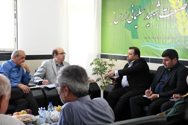 ضرورت رفع سریع مسائل اراضی قلیبیگلو خداآفرین توسط سازمان جهادکشاورزی استان آذربایجان شرقی