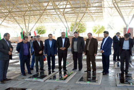 مزار شهدای جهادگر تبریز گلباران شد