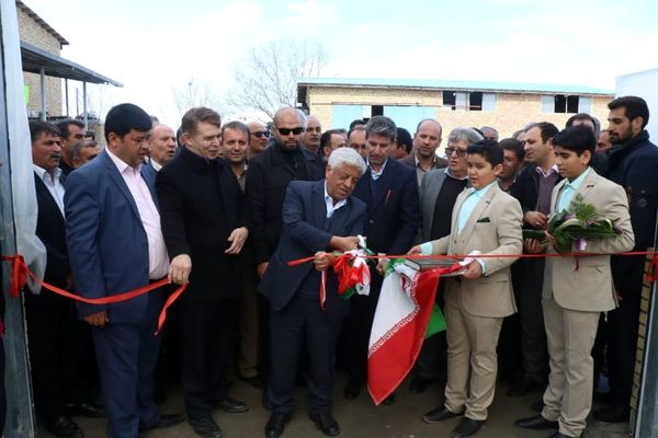 گلخانه هیدورپونیک ۴۲۰ تنی تولید سبزی و صیفی در ارومیه افتتاح شد