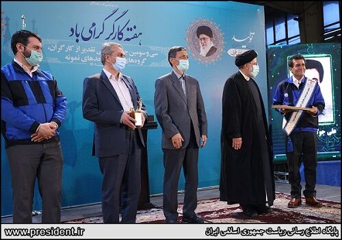 پسته کار سروستانی منتخب جشنواره ملی امتنان شد