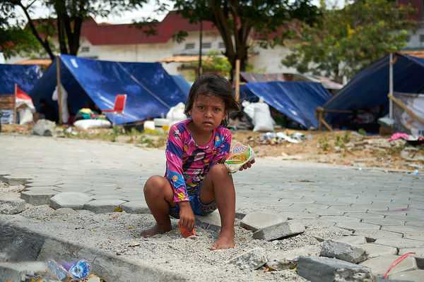 بازماندگان زلزله اندونزی  