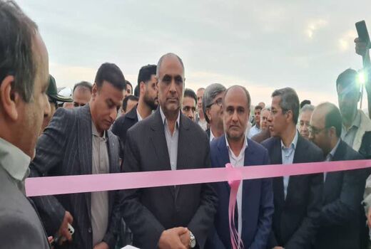 پروژه احداث گلخانه سبزی و صیفی استان هرمزگان افتتاح شد