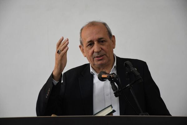 پیگیری مشکلات کشاورزی قلی‌بیگلو و تأمین نهاده‌های دامی عشایر خداآفرین