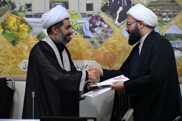 تفاهم‌نامه ترویج فرهنگ اقامه نماز در جهاد کشاورزی آذربایجان شرقی امضا شد