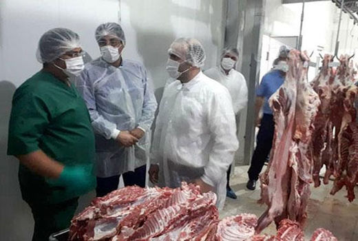 بازدید مدیر کل دامپزشکی استان از کارخانه بسته بندی گوشت در آذرشهر