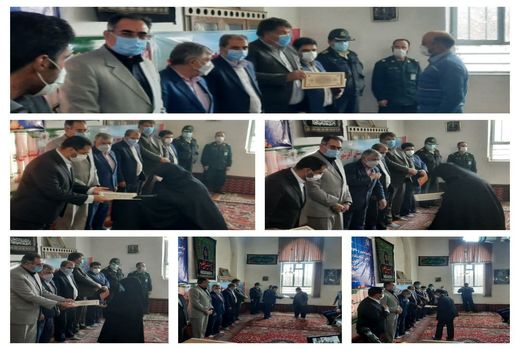 اعطای اسناد مالکیت به شماری از بهره برداران کشاورزی آذرشهر