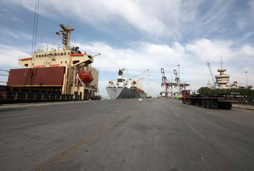 ورود نیم میلیون تُن کالای اساسی با 8 کشتی به بندر امام           