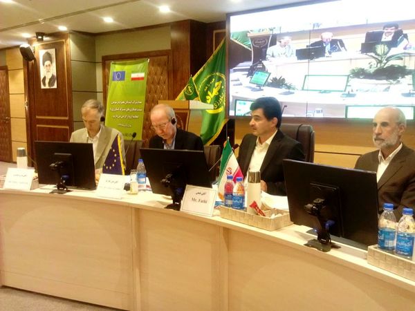 اطمینان میدهیم، اروپا در کنار ایران خواهد ماند