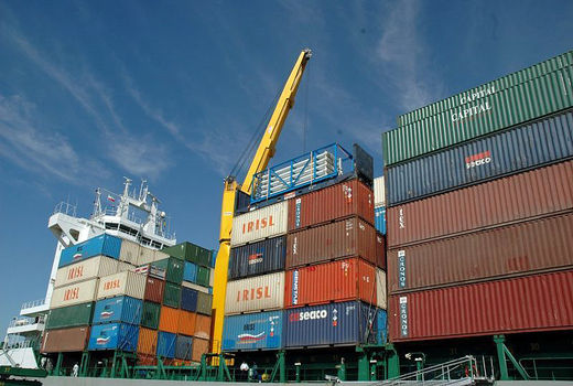 ثبت بیشترین میزان واردات و صادرات در اردیبهشت ماه