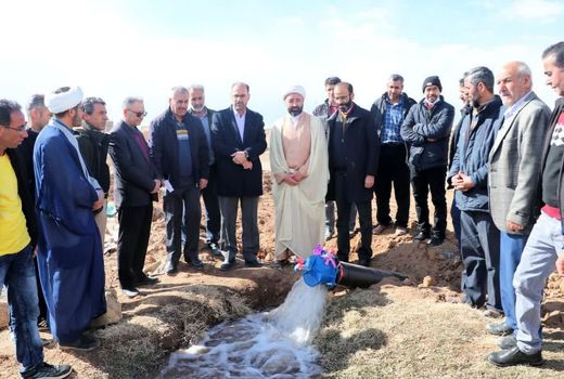 افتتاح یک طرح لوله گذاری در اراضی کشاورزی بوئین زهرا