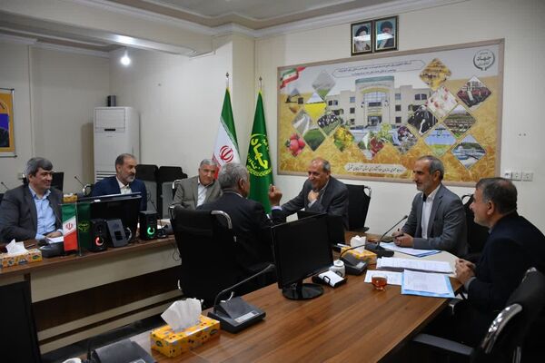 رسیدگی به مشکلات تعدادی از مراجعین در دیدار هفتگی رئیس جهادکشاورزی آذربایجان شرقی