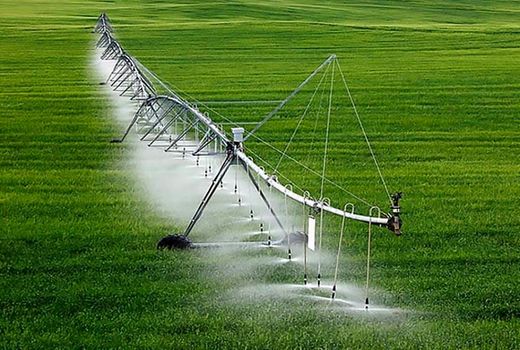 بازدید وزیر جهاد کشاورزی از طرح یکپارچه‌سازی آبیاری در روستای گزنهله 
