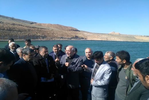 افتتاح پروژه استخر ذخیره آب کشاورزی روستای بدرانلو در خراسان شمالی