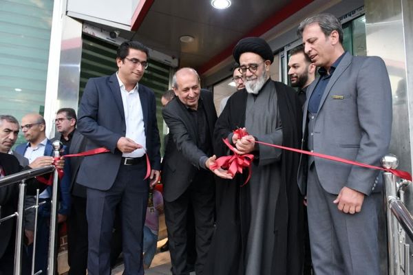 افتتاح درمانگاه شبانه‌روزی نیکان با حضور نماینده ولی‌فقیه در آذربایجان شرقی و امام‌جمعه تبریز