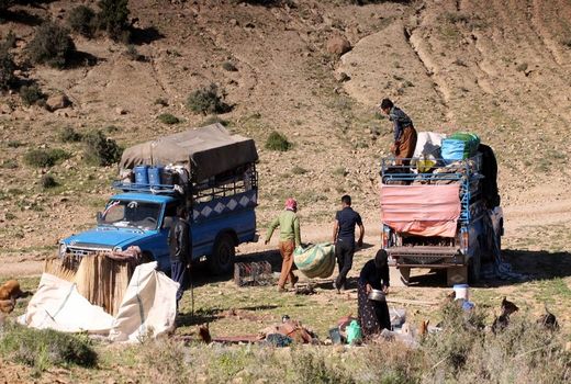 کوچ ماشینی عشایر 65 میلیارد تومان هزینه خواهد داشت 