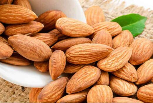 اعطای تسهیلات ویژه به صادرکنندگان بادام