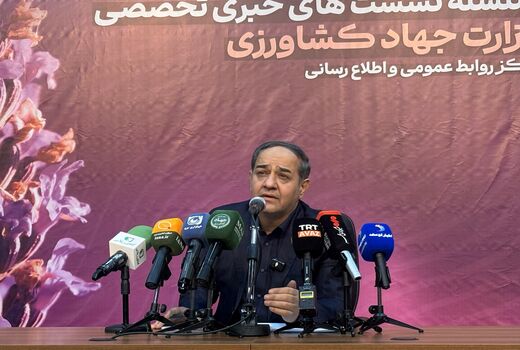 آغاز توزیع میوه، همزمان با اعلام ستاد تنظیم بازار/خرید و ذخیره سازی ۵ برابری پرتقال، خرما و سیب