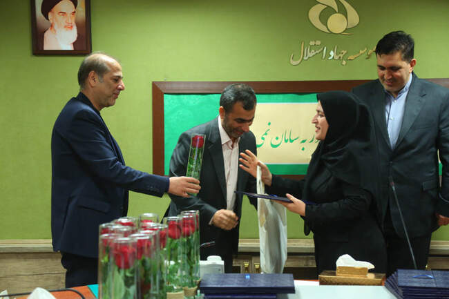 مراسم گرامیداشت روز زن در موسسه جهاد استقلال  