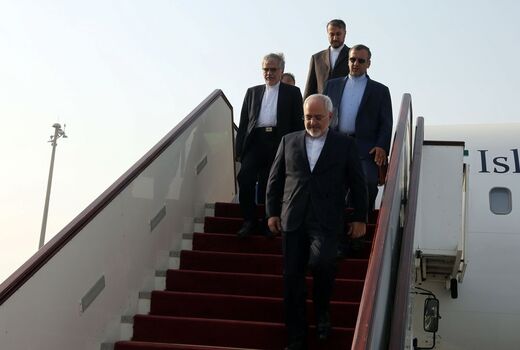 با وزیر خارجه هند درباره برجام گفت‌وگو می‌کنم