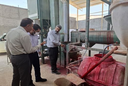 آغاز به کار ایستگاه بوجاری و ضدعفونی بذور گندم در کازرون